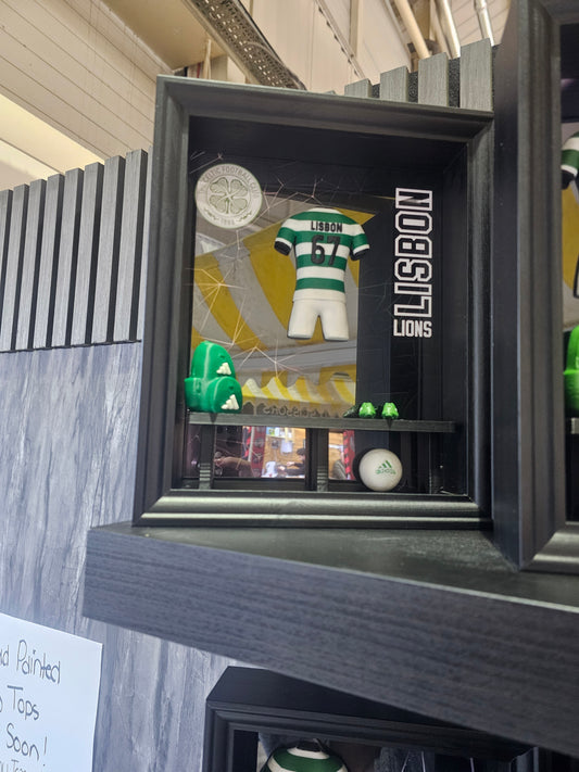 CELTIC FC HOME KIT LOCKER ROOM FRAME - MADE TO ORDER